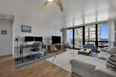 1636 North Wells Street Chicago IL 60614