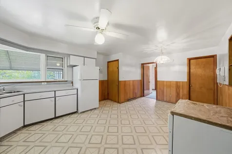 8351 West 99th Street Palos Hills IL 60465