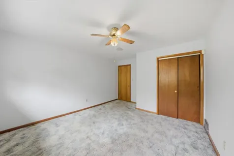 8351 West 99th Street Palos Hills IL 60465
