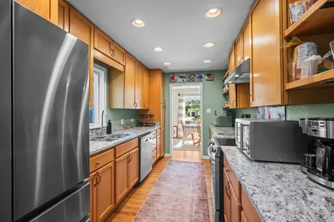 934 North Vail Avenue Arlington Heights IL 60004