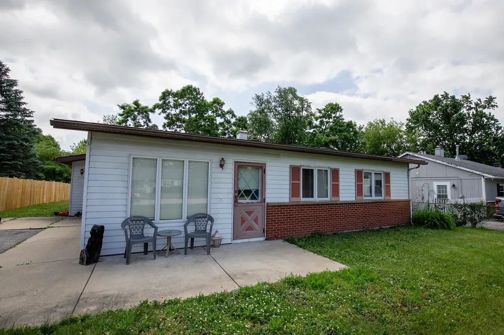 37259 North Fairview Lane Lake Villa IL 60046