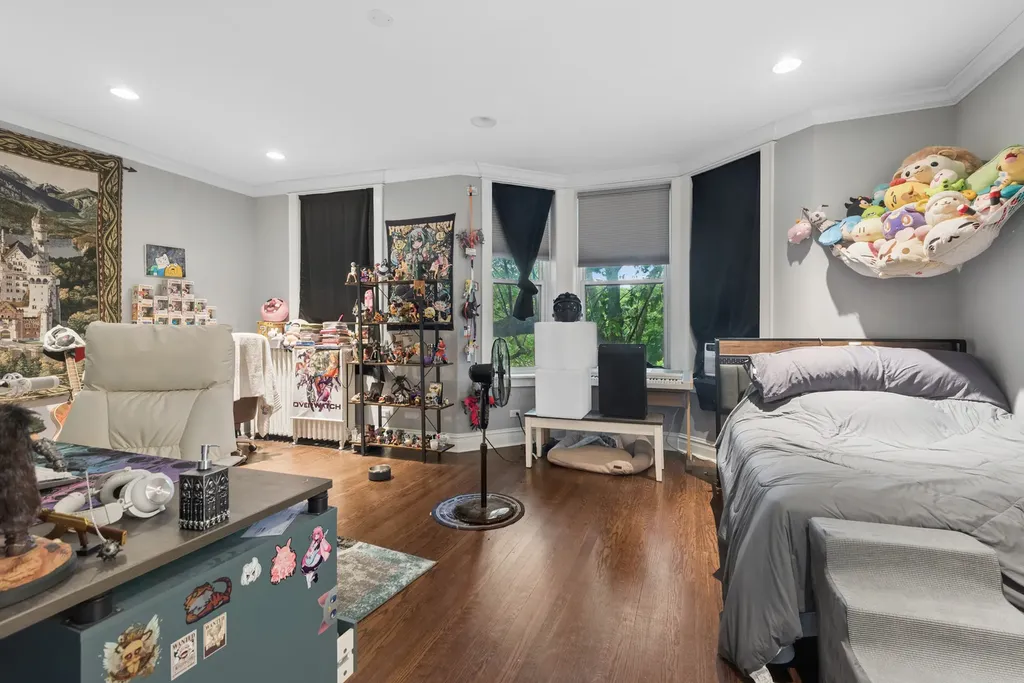 1329 West Pratt Boulevard Chicago IL 60626