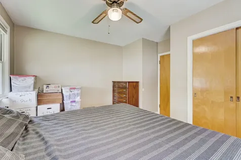 1552 Manchester Avenue Westchester IL 60154