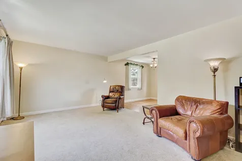 1552 Manchester Avenue Westchester IL 60154