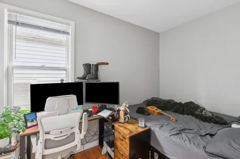 2443 North Greenview Avenue Chicago IL 60614