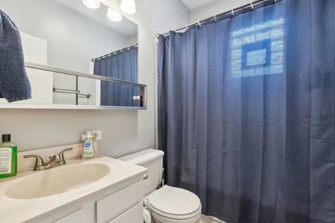 2443 North Greenview Avenue Chicago IL 60614
