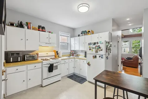 2443 North Greenview Avenue Chicago IL 60614