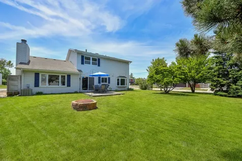 297 Springbrook Lane Carol Stream IL 60188