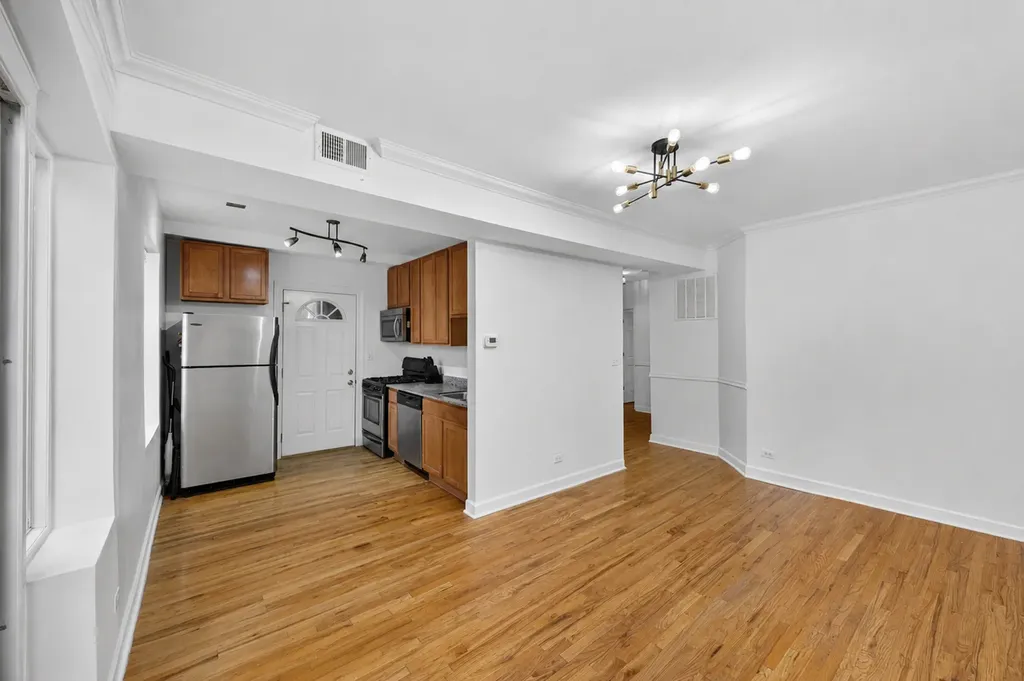 4608 North Monticello Avenue Chicago IL 60625