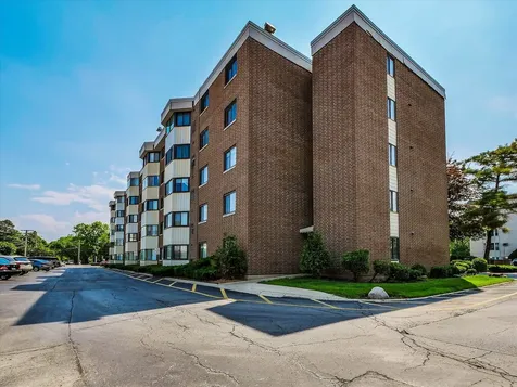5500 Lincoln Avenue Morton Grove IL 60053
