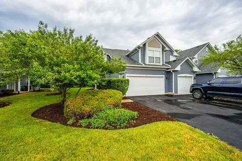 201 Huntington Court Oswego IL 60543