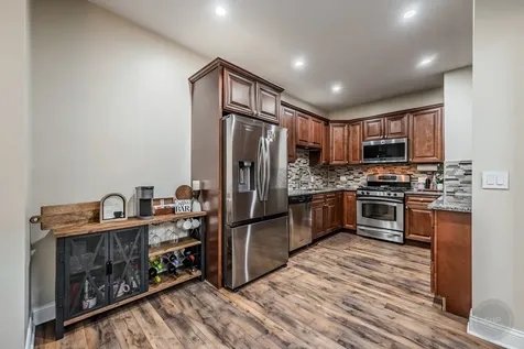 201 Huntington Court Oswego IL 60543