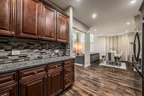 201 Huntington Court Oswego IL 60543