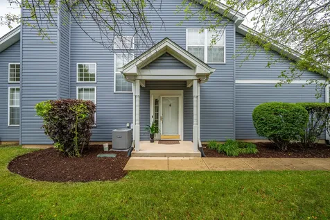 201 Huntington Court Oswego IL 60543