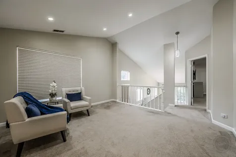 201 Huntington Court Oswego IL 60543