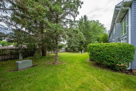 201 Huntington Court Oswego IL 60543