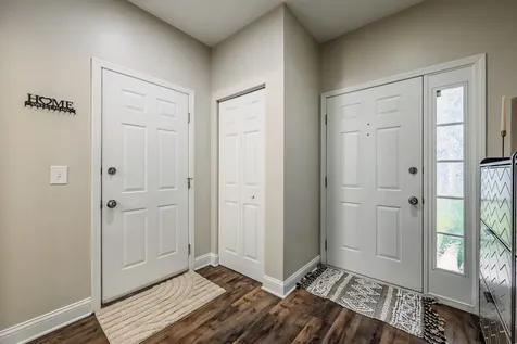 201 Huntington Court Oswego IL 60543