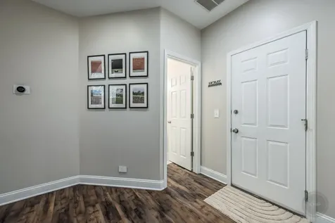 201 Huntington Court Oswego IL 60543