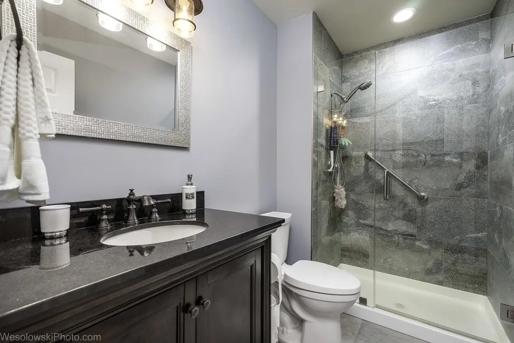 2950 Northampton Drive Rolling Meadows IL 60008