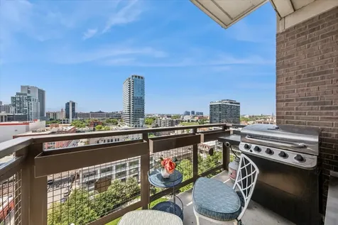 849 North Franklin Street Chicago IL 60610