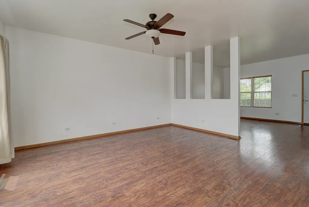 1610 Lake Pointe Court Plainfield IL 60544