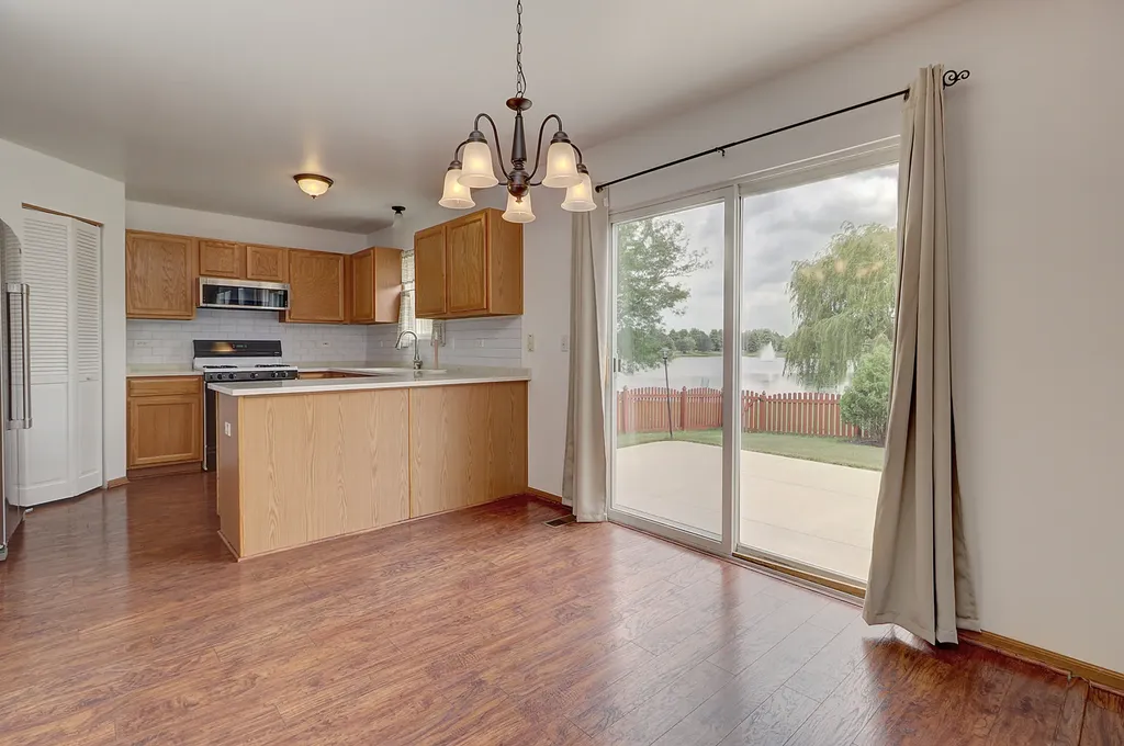 1610 Lake Pointe Court Plainfield IL 60586