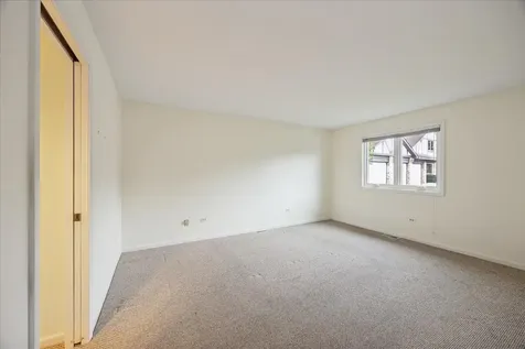 546 Banyon Lane La Grange IL 60525