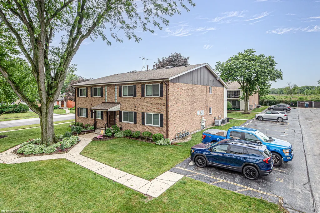 17724 71ST Court Tinley Park IL 60477