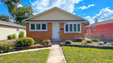 14039 South Claire Boulevard Robbins IL 60472