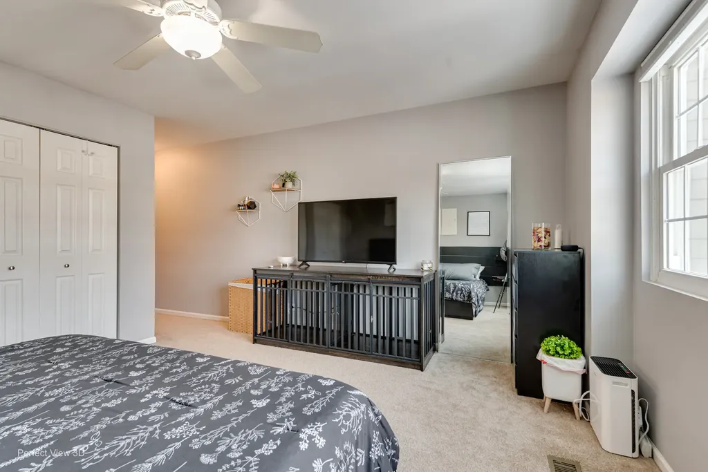 1860 Tamahawk Lane Naperville IL 60564