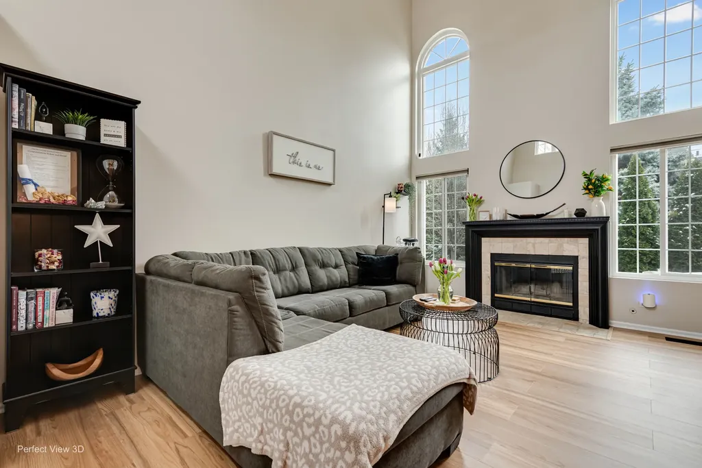 1860 Tamahawk Lane Naperville IL 60564