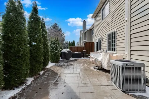 1860 Tamahawk Lane Naperville IL 60564