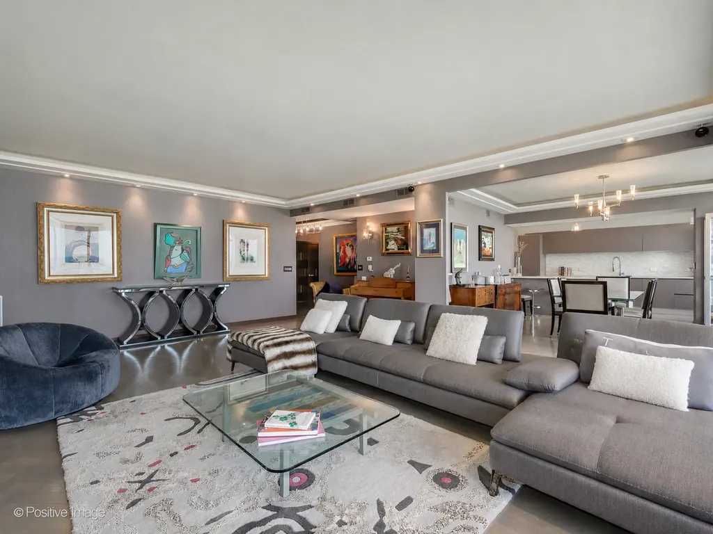 1040 North Lake Shore Drive Chicago IL 60611