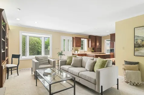 572 East Monterey Road Palatine IL 60074