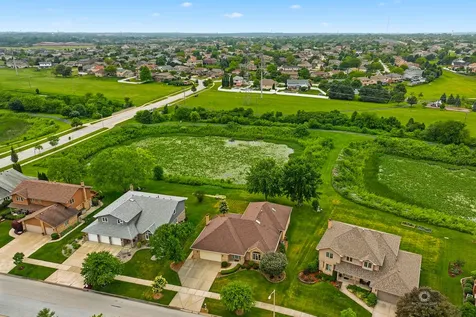 19600 Edgebrook Lane Tinley Park IL 60487