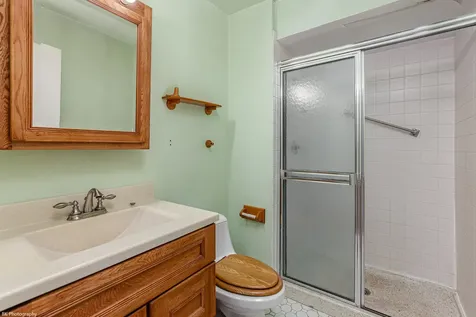 5840 West 104th Street Oak Lawn IL 60453