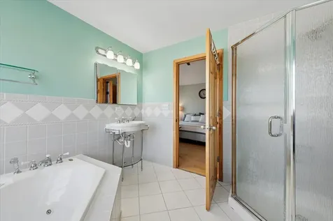 3810 Emerson Drive Schiller Park IL 60176