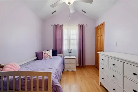 3810 Emerson Drive Schiller Park IL 60176