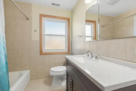3810 Emerson Drive Schiller Park IL 60176
