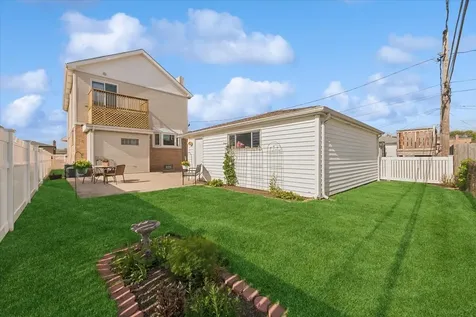 3810 Emerson Drive Schiller Park IL 60176