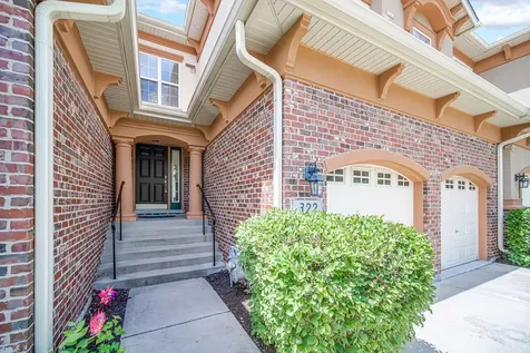 322 Montabello Bloomingdale IL 60108