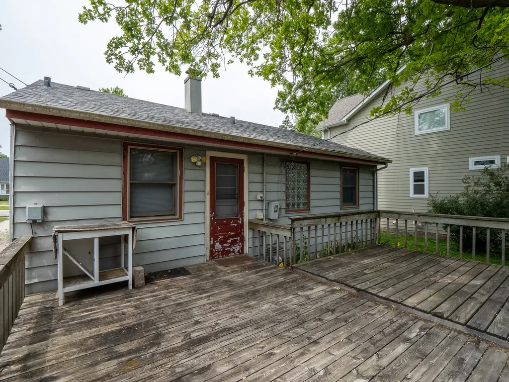 1332 North Main Street Naperville IL 60563