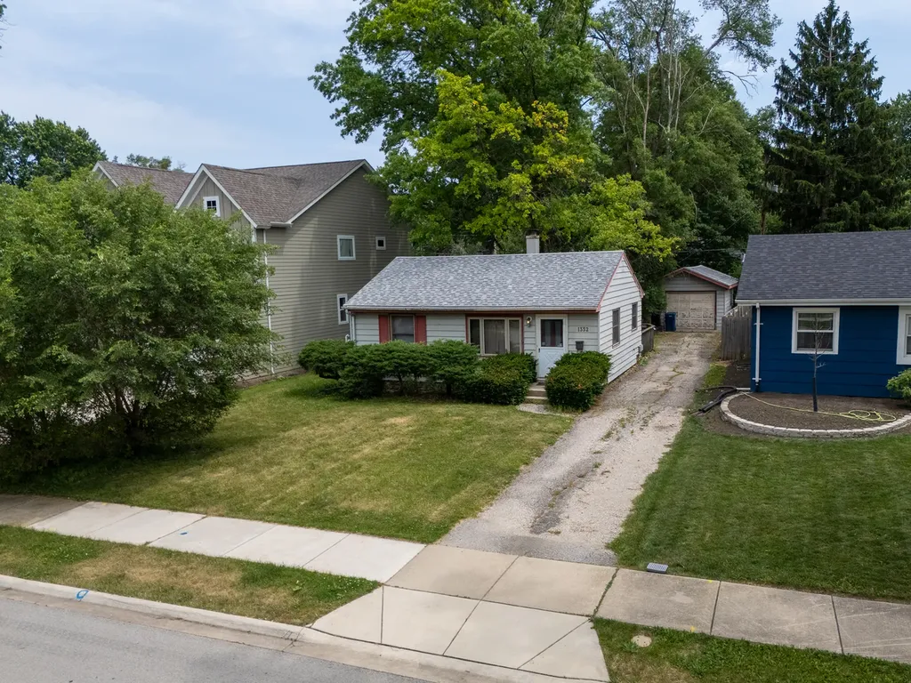 1332 North Main Street Naperville IL 60563