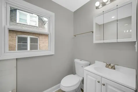 1426 South 10th Avenue Maywood IL 60153