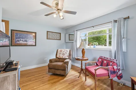 6021 Jody Lane Tinley Park IL 60477