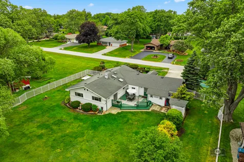6021 Jody Lane Tinley Park IL 60477