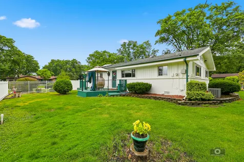 6021 Jody Lane Tinley Park IL 60477