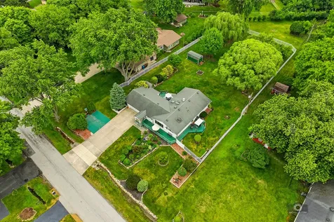 6021 Jody Lane Tinley Park IL 60477