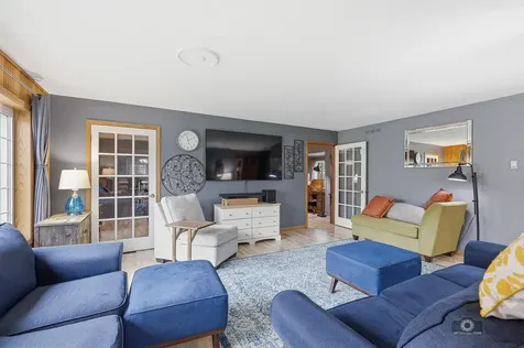 6021 Jody Lane Tinley Park IL 60477