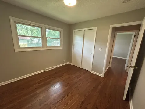 1716 Maple Lane Elgin IL 60123